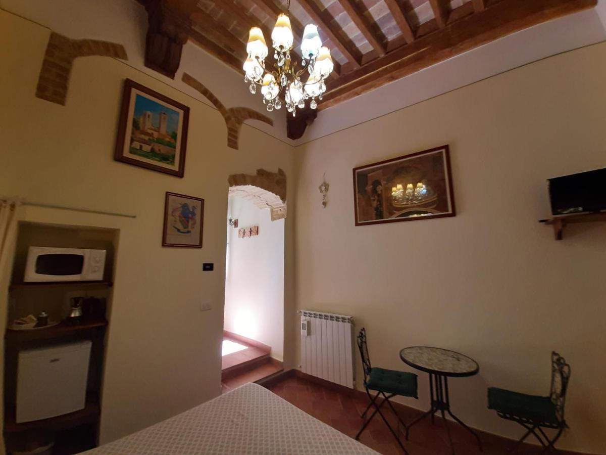 Locazione Turistica Totti Hotel San Gimignano Bagian luar foto